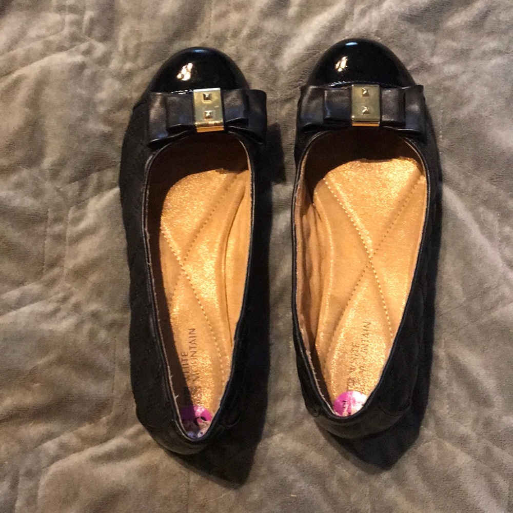 Black flats
